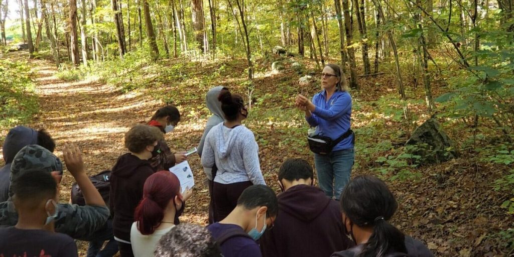 Nature educators program facilitators per diem natures classroom outside